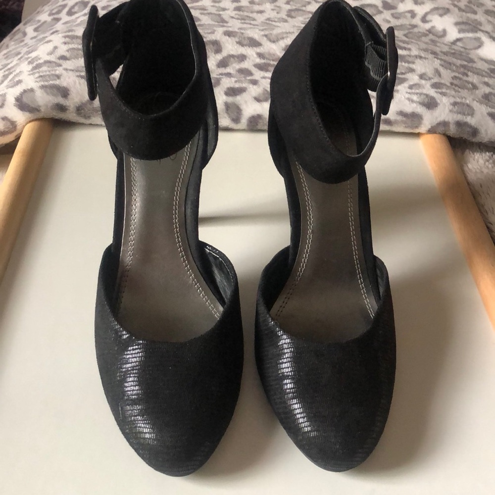 Impo black heels